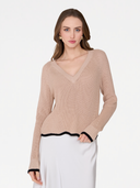 Tipped Scallop Shaker V-Neck in Latte