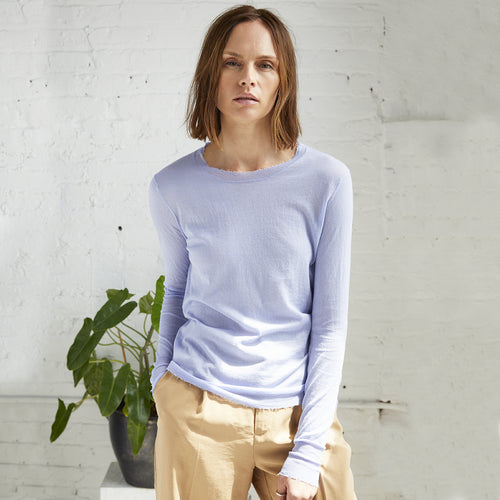 Distressed Edge Crew in Very Peri