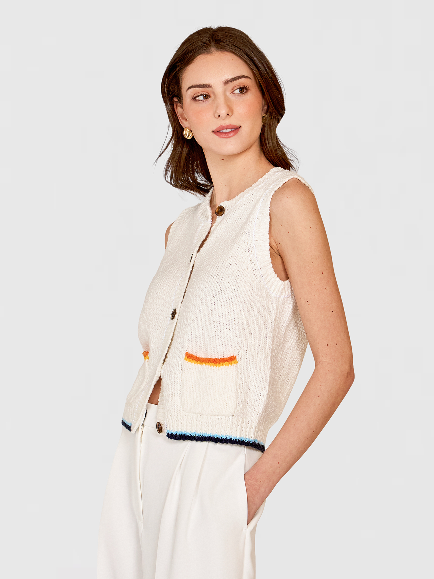 Button Front Vest w/ Contrast Details | Autumn Cashmere