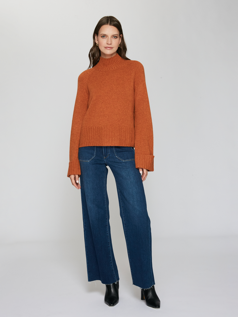 R14314Q | Autumn Cashmere | 6-Ply Cuffed Solid Boxy Mock in Spice