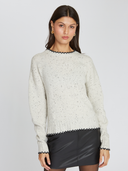 RG13536 | Tipped Crew in Domino/Black | Autumn Cashmere