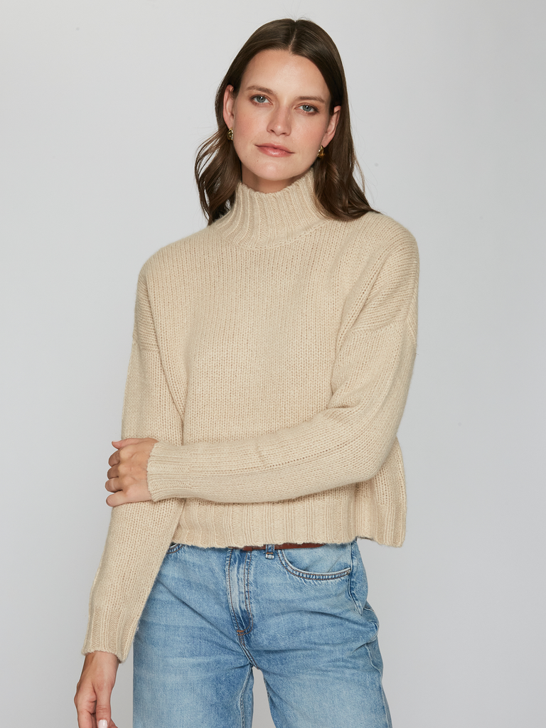 RG14356 | Autumn Cashmere | Boxy Chunky Mock in Caraway