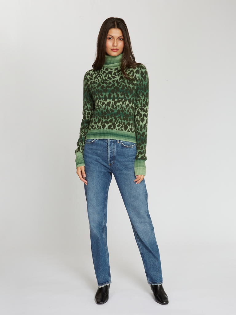 RMW13507 | Autumn Cashmere | Leopard Space Dye Turtleneck in Greenery Combo