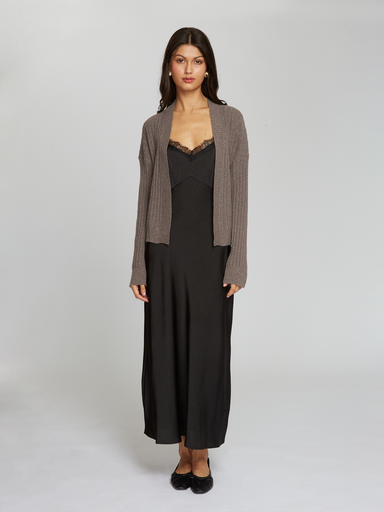 RT13429 | Autumn Cashmere | Rib Open Front Shrug in Mulch