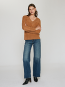 Brushed Boxy V in Earth