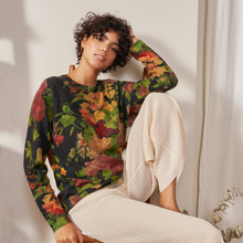 Load image into Gallery viewer, Women&#39;s Vintage Floral Print Crew in Multi by Autumn Cashmere