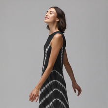 Load image into Gallery viewer, Autumn Cashmere. Tie Dye Maxi Dress in Black. 100% Cashmere.