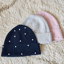Load image into Gallery viewer, Rib Pearl Beanie in Black
