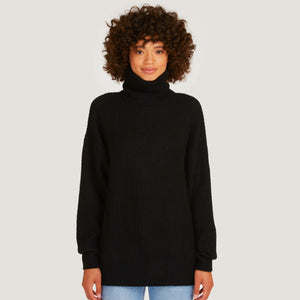 Women's Oversized Turtleneck in Black by Autumn Cashmere