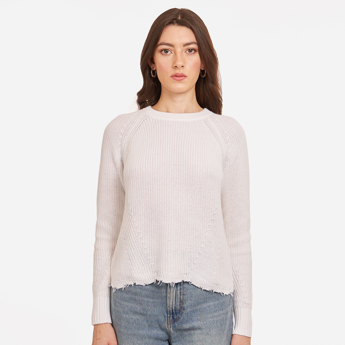 Distressed Scallop Shaker in Bleach White