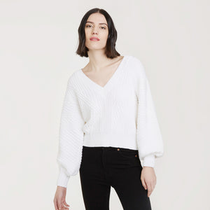 Women's Fancy Stitch Oversize V in White by Autumn Cashmere.