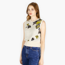 Load image into Gallery viewer, Leaf Jacquard Cropped Crew Neck Vest