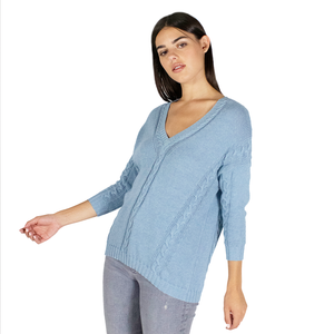 Angled Cable V-Neck in Stonewash