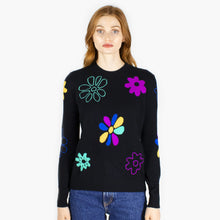 Load image into Gallery viewer, Multi Flower Intarsia Crew