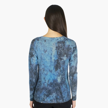 Load image into Gallery viewer, Rust Print Sheer Distressed Crew in Blue