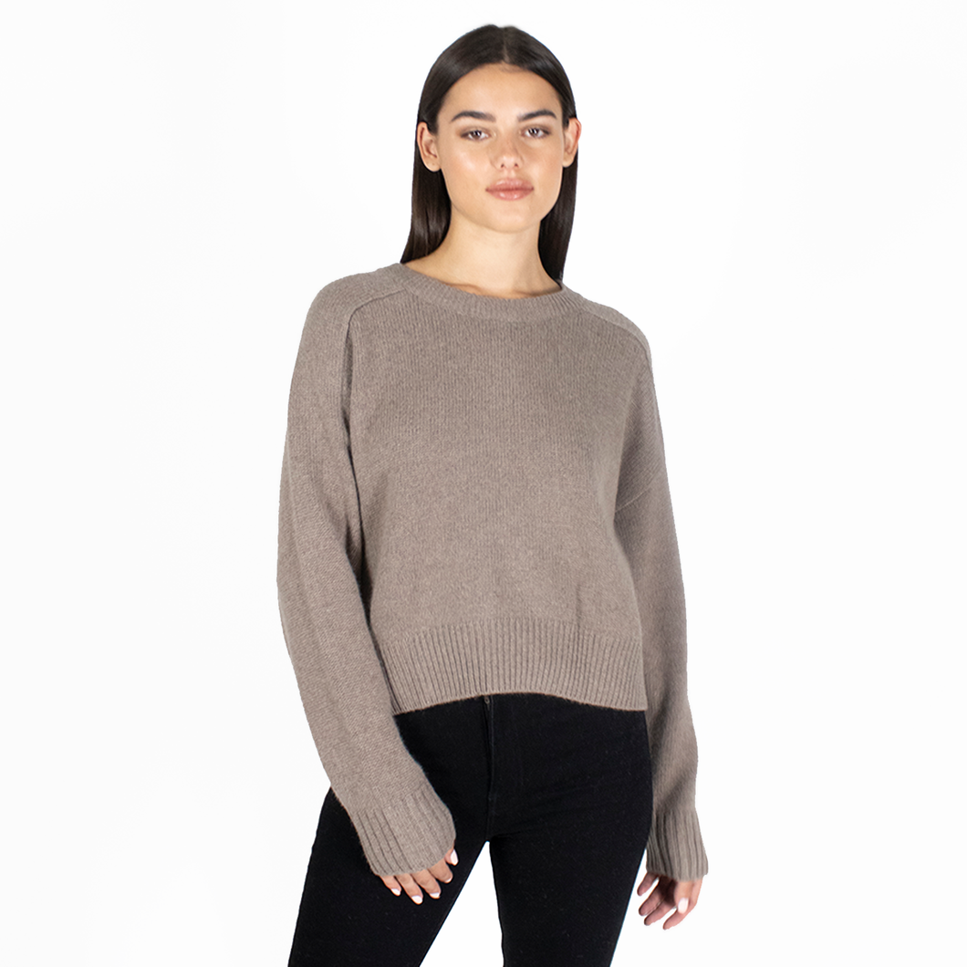 Cropped Boxy Crew Back Yoke in Bark