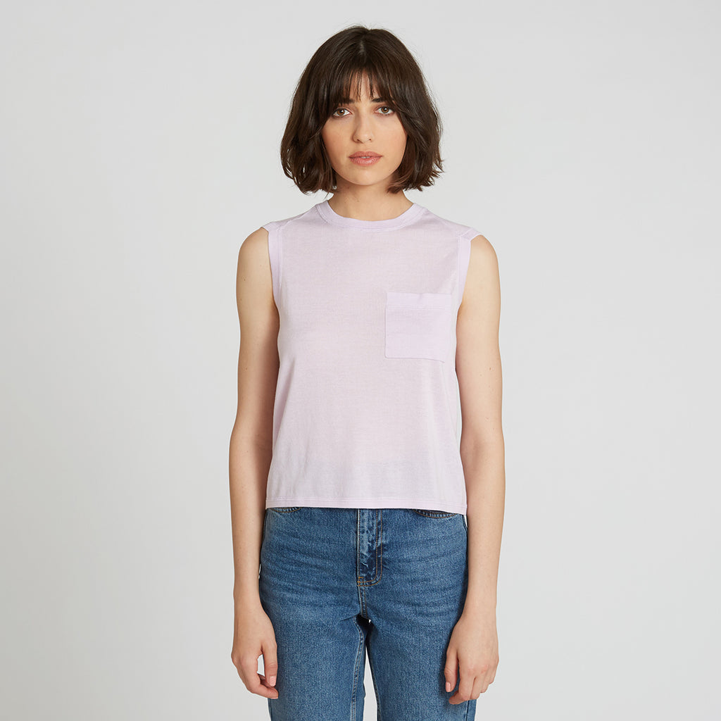 Muscle Tee with Pocket in Lilac | Autumn Cashmere